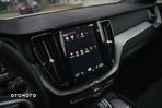 Volvo XC 60 D5 AWD Geartronic RDesign - 37