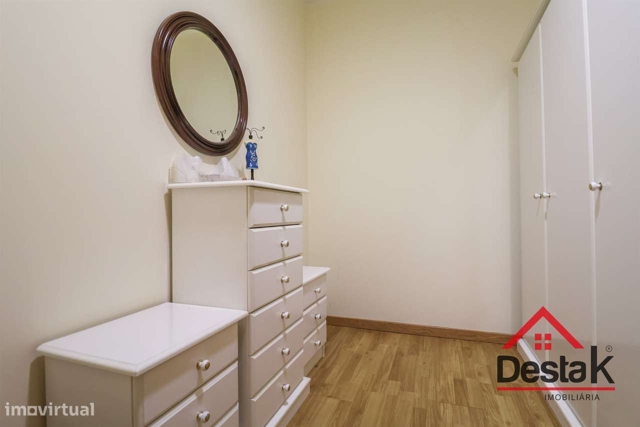 Fantástica Moradia isolada V4 em Lordosa, Viseu-28