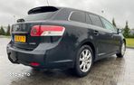 Toyota Avensis - 12