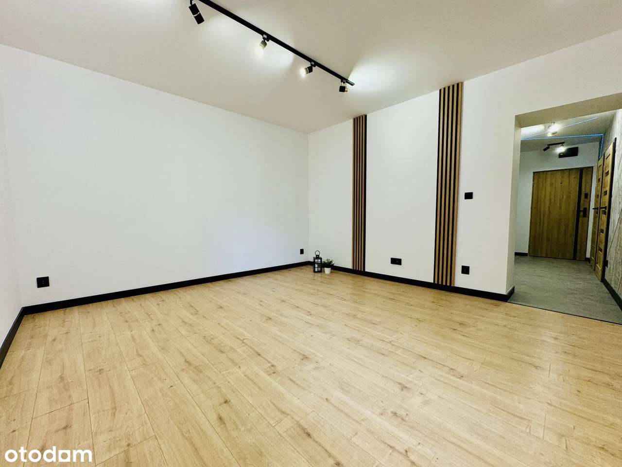 Piękne, wyremontowane 2 pokoje-12