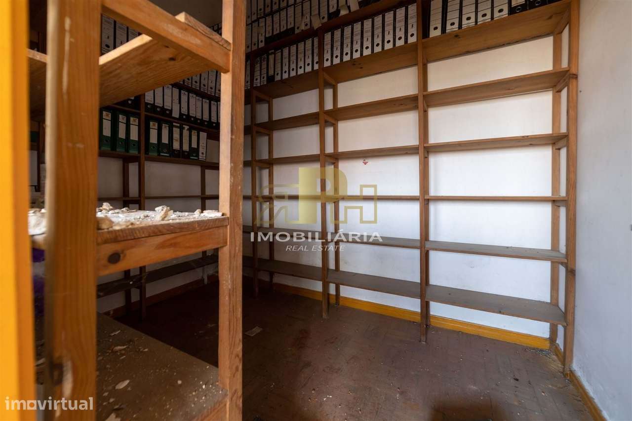 Armazém T6 Venda em Alcanhões,Santarém-25
