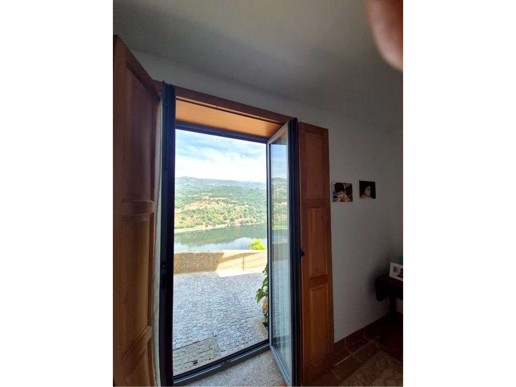 Casa fim semana c/ vistas espetaculares p/ o Douro.-34
