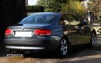 BMW Seria 3 320i - 4