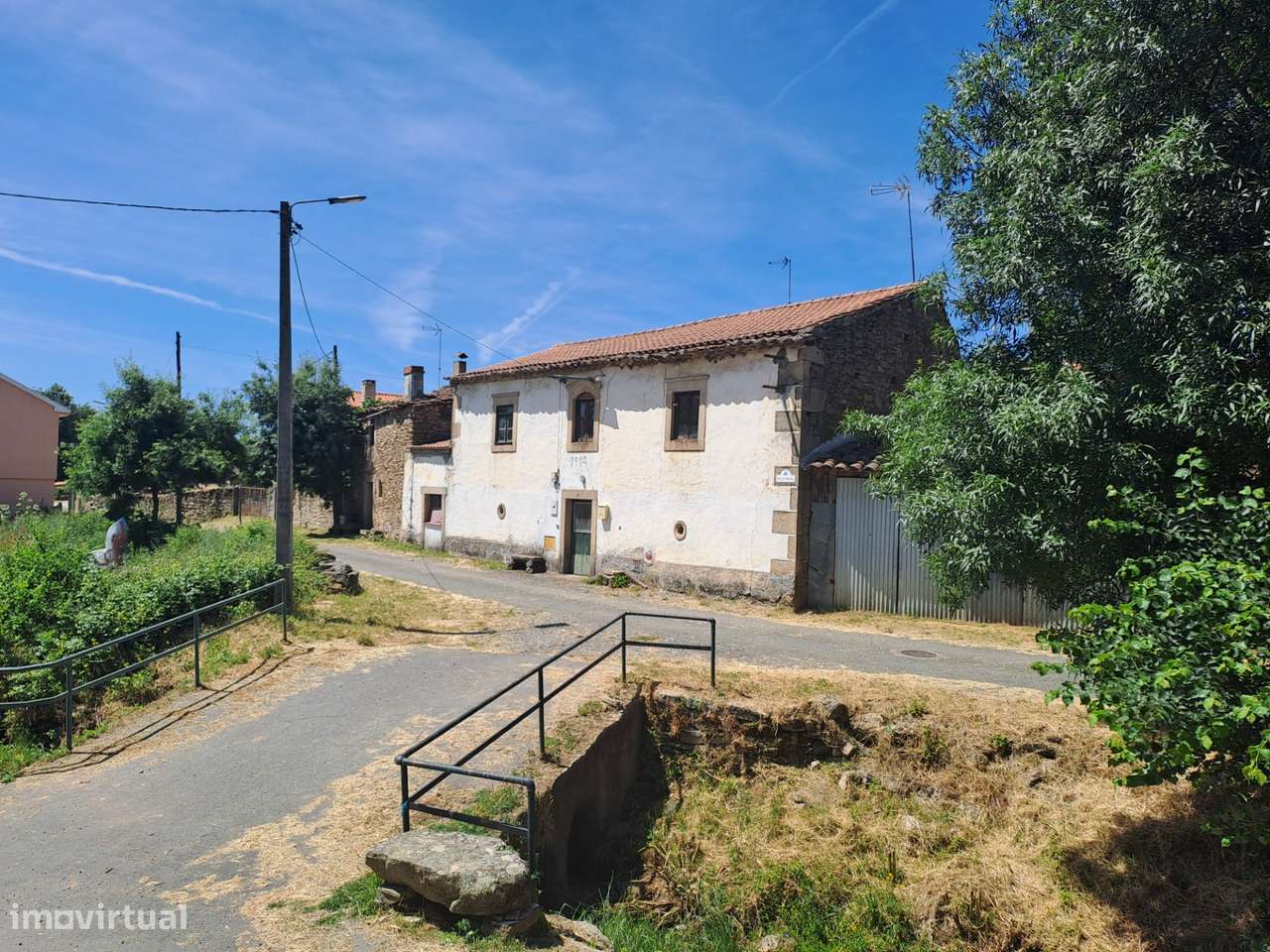 Moradia para restaurar em Vilar Seco, Vimioso - Grande imagem: 4/44