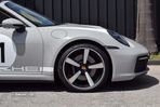 Porsche 992 Targa 4S PDK Heritage Design Edition - 19