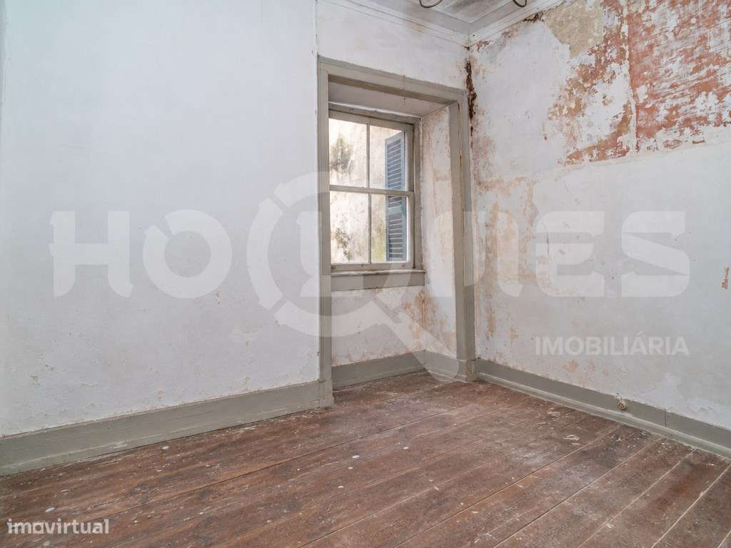 PRÉDIO COM 3 APARTAMENTOS NO CENTRO HISTÓRICO FIGUEIRA DA FOZ-23