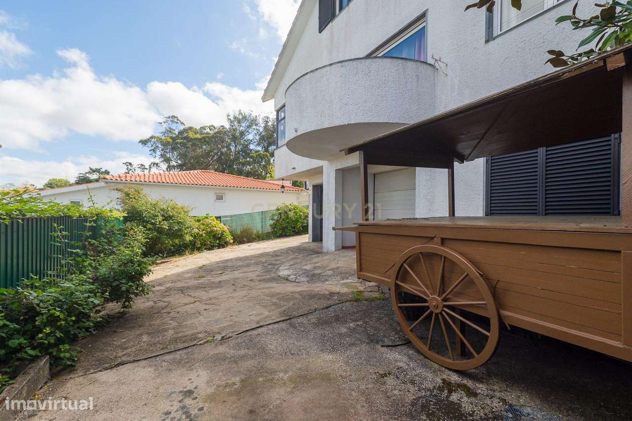 Sintra moradia T5,  lote com 360m2, garagem 65m2-47
