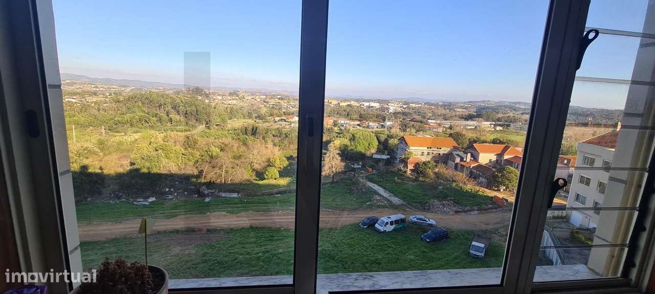 T2 com BOX + Sótão c/ 40m2 - Grande imagem: 4/34