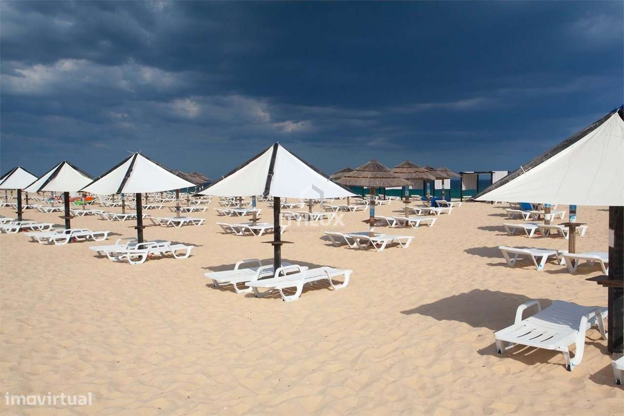 T2 Plus  -  Duplex com terraços em Cabanas de Tavira em AL - Grande imagem: 3/40