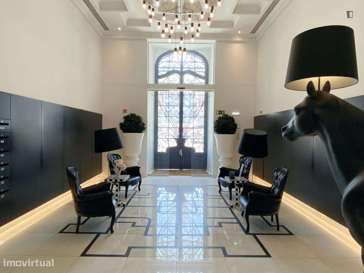Apartamento com 1 quartos - localizado em Rossio Lisbon - Grande imagem: 2/9