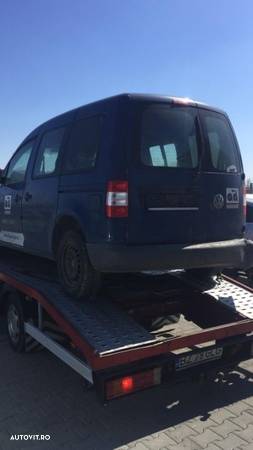 Dezmembram VW Caddy Life 1.9 TDI,an fabr 2007 - 2