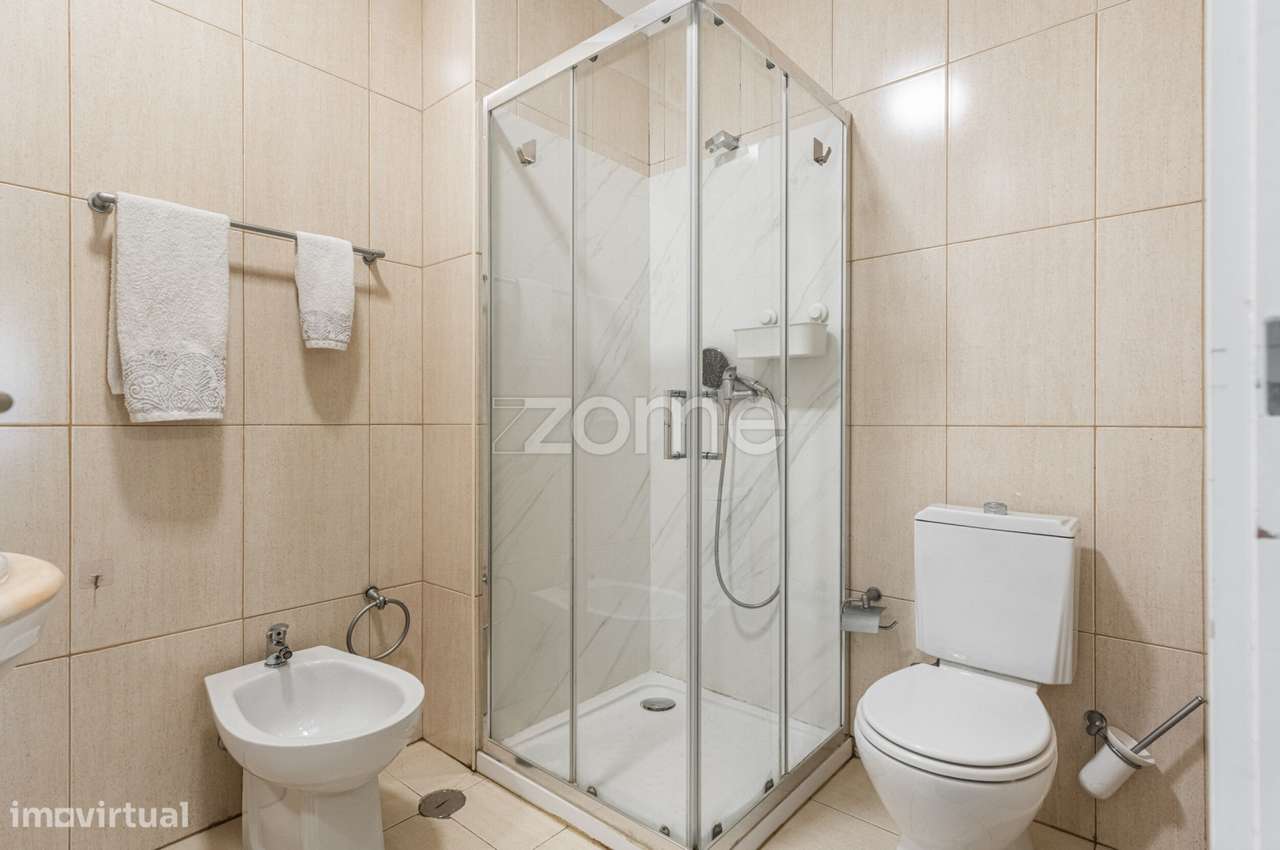 Apartamento T3 com Suíte em São Vítor, Braga-18