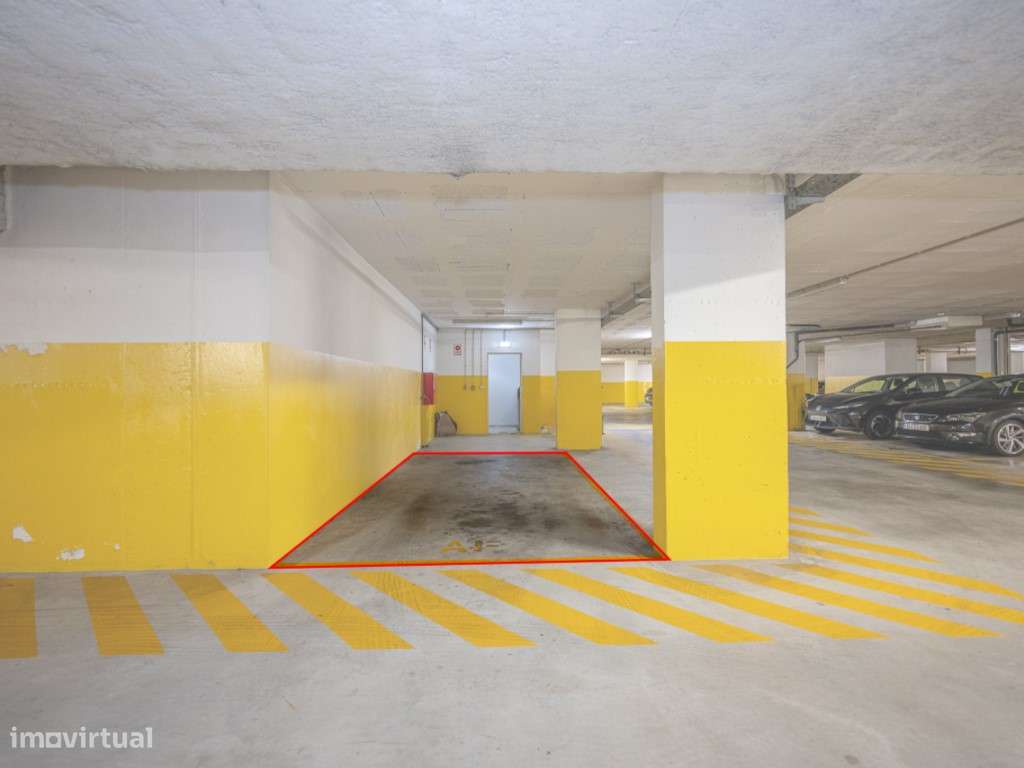 APT T2+1 | QUINTA DA SEARA | ÚLTIMO PISO | GARAGEM | ARRUMO-27