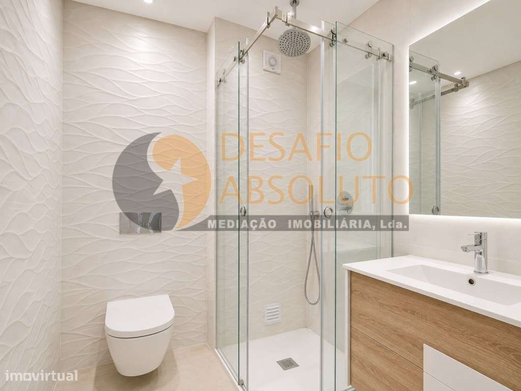 Apartamento T3+2 Duplex c/ Parqueamento. Montijo-11