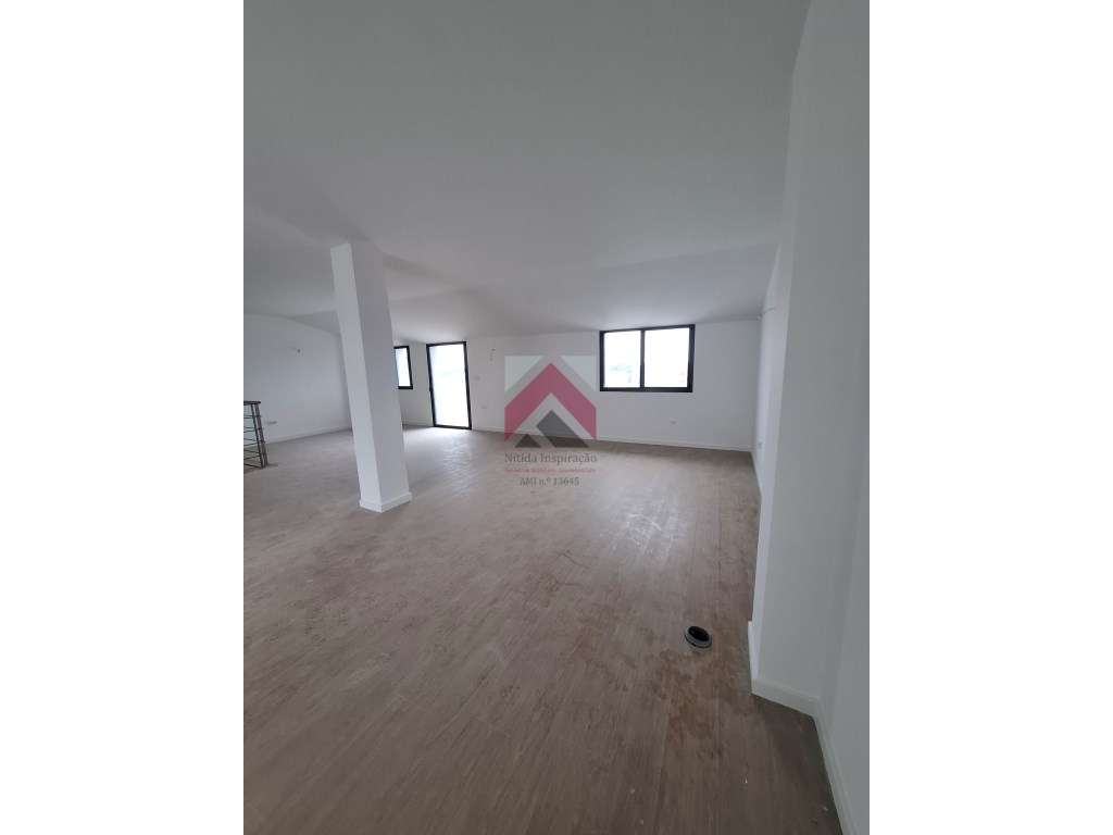 Apartamento T2 + Duplex Amplo + Terraço na Cobertura em Esgueira, A...-24