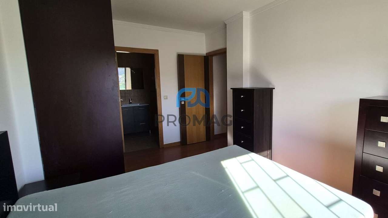 Harmonioso Apartamento T3 em Alfena-29