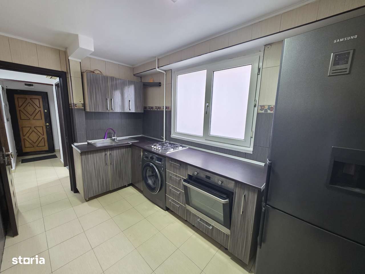 Vanzare apartament 2 camere Eroii Revolutiei, str. Vigoniei, cf.I, dec-13