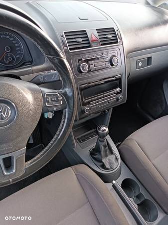 Volkswagen Touran 1.6 TDI DPF BlueMotion Technology STYLE - 16