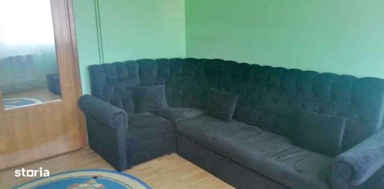 Vanzare Camera Tractorul - Imagine principală: 2/9