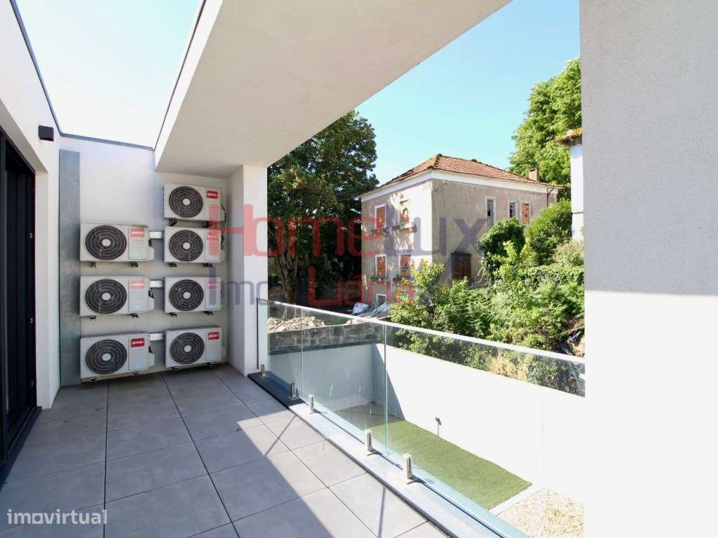 Moradia Exclusiva com Jardim na Boavista-38