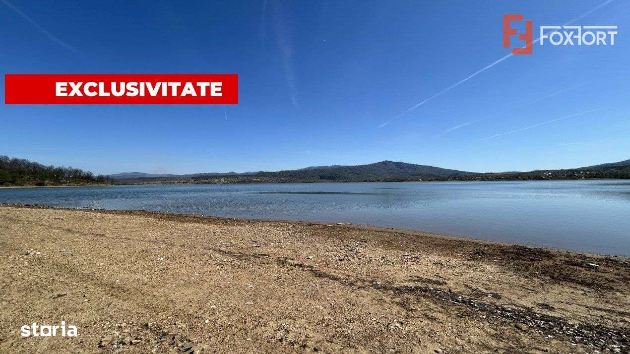 Teren de vanzare 6000 mp cu iesire la Lac Surduc - Imagine principală: 1/8