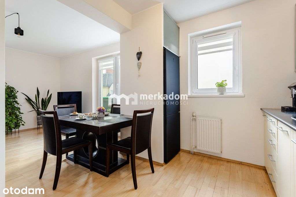 3 pokoje z balkonem, komórką i miejscem postojowym - Pełny obrazek: 2/16