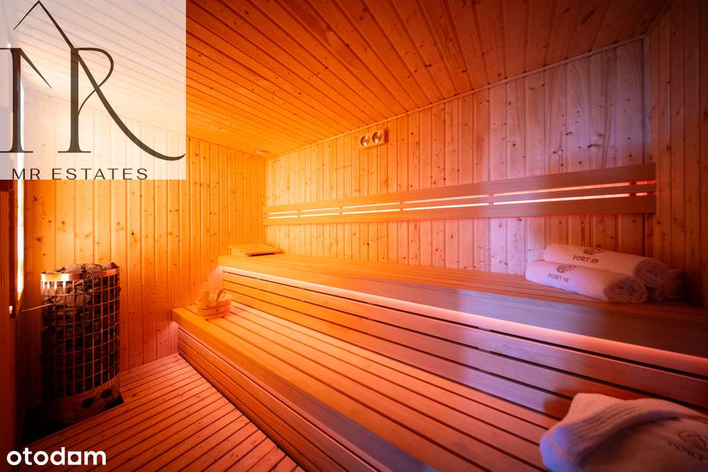 Apartament z antresolą i własnym portem-15