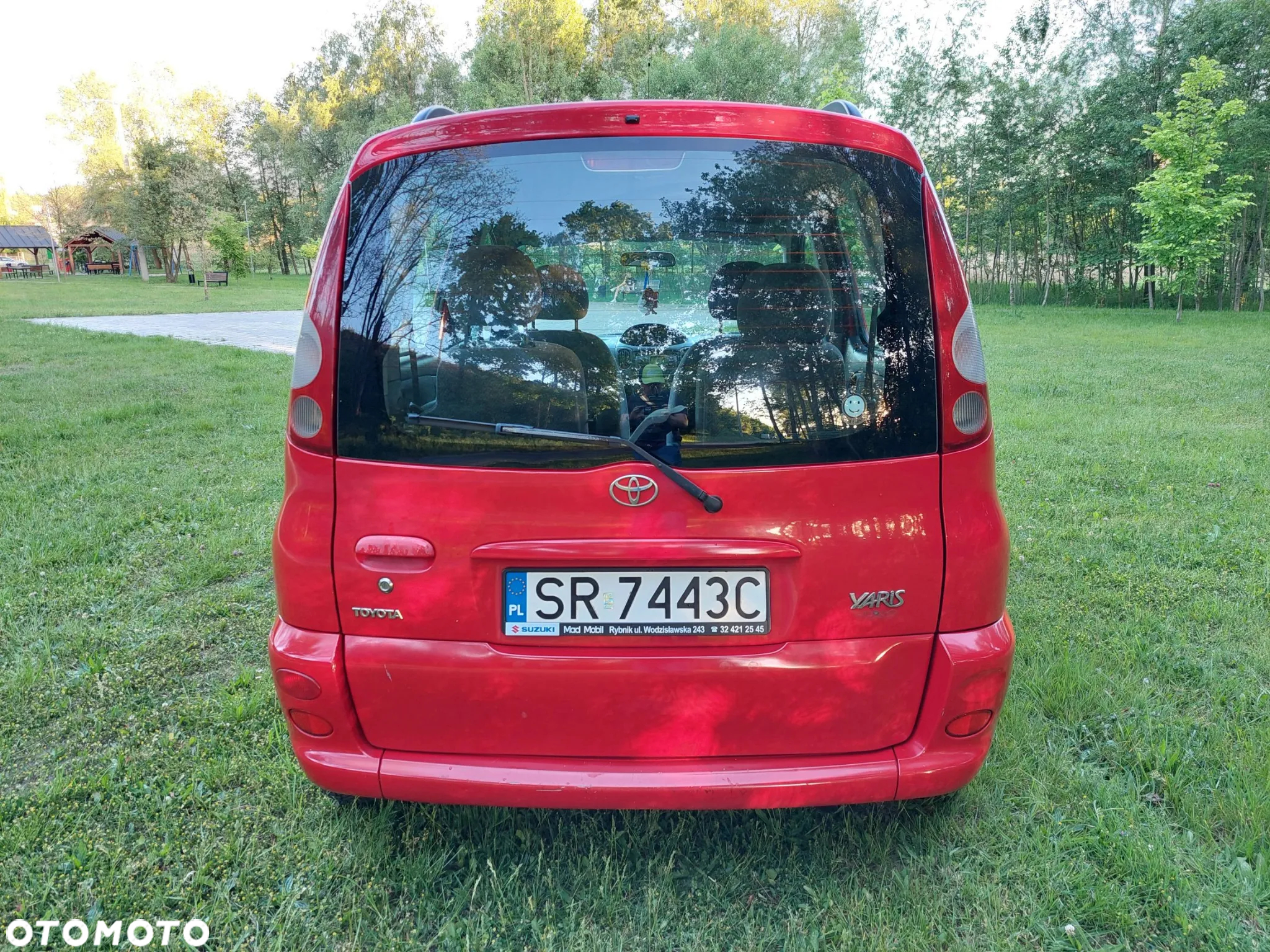 Toyota Yaris Verso 1.3 - 8