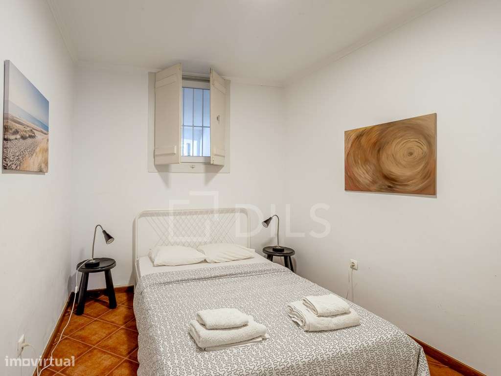 Prédio para reabilitação junto à Bica, Lisboa-14