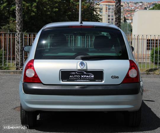 Renault Clio 1.5 dCi Authentique - 5