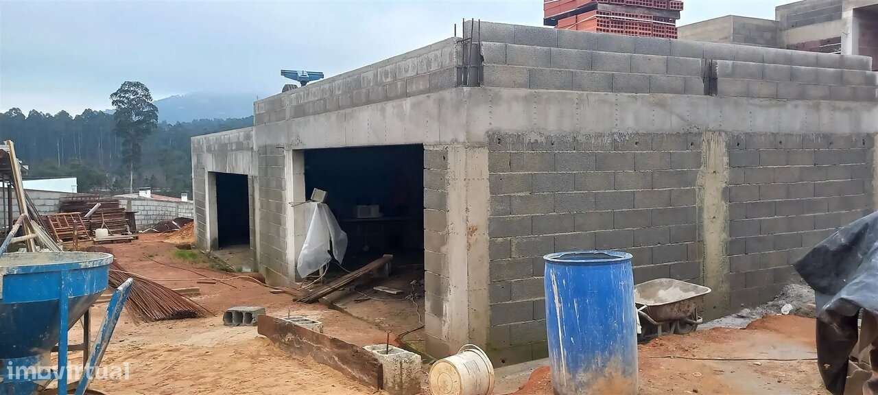 Moradia T3 em Construção em Nogueira do Cravo, Oliveira de Azeméis - Grande imagem: 5/13