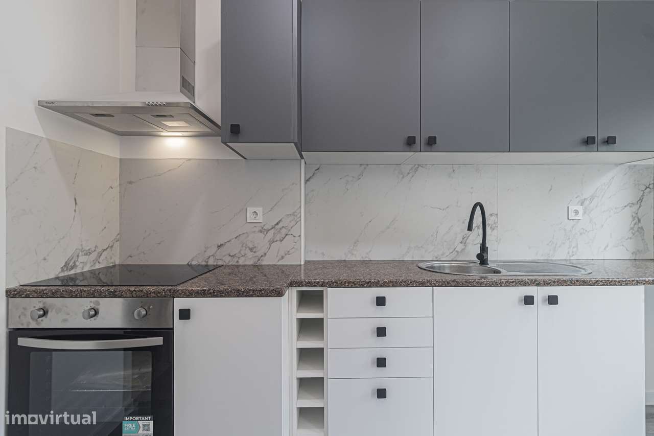 APARTAMENTO T3 TOTALMENTE REMODELADO AMORA - Grande imagem: 4/12