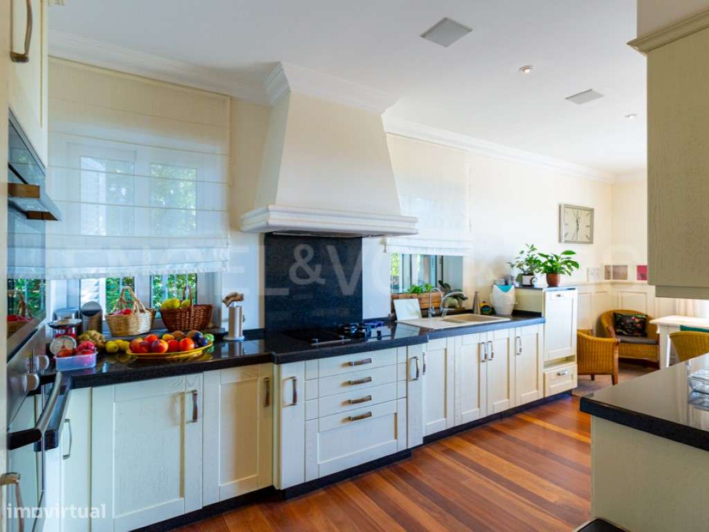 Vila Elegante com Vista Mar entre Estoi e Santa Bárbara Nexe-22