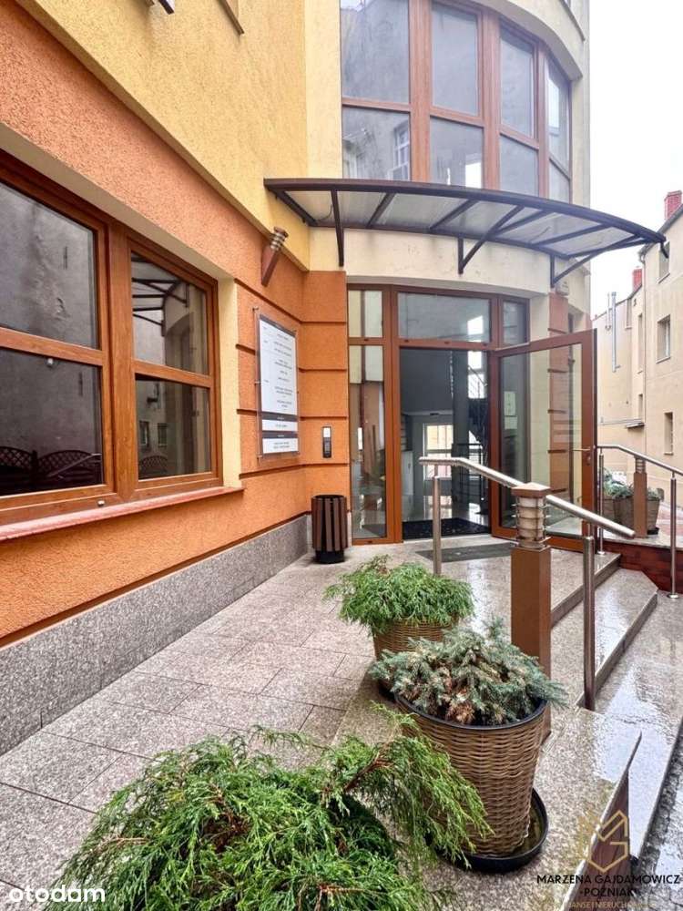 Lokal blisko Sądu-14