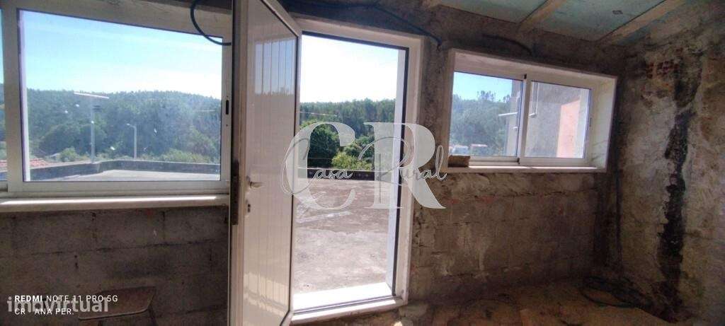 Moradia para restaurar-31