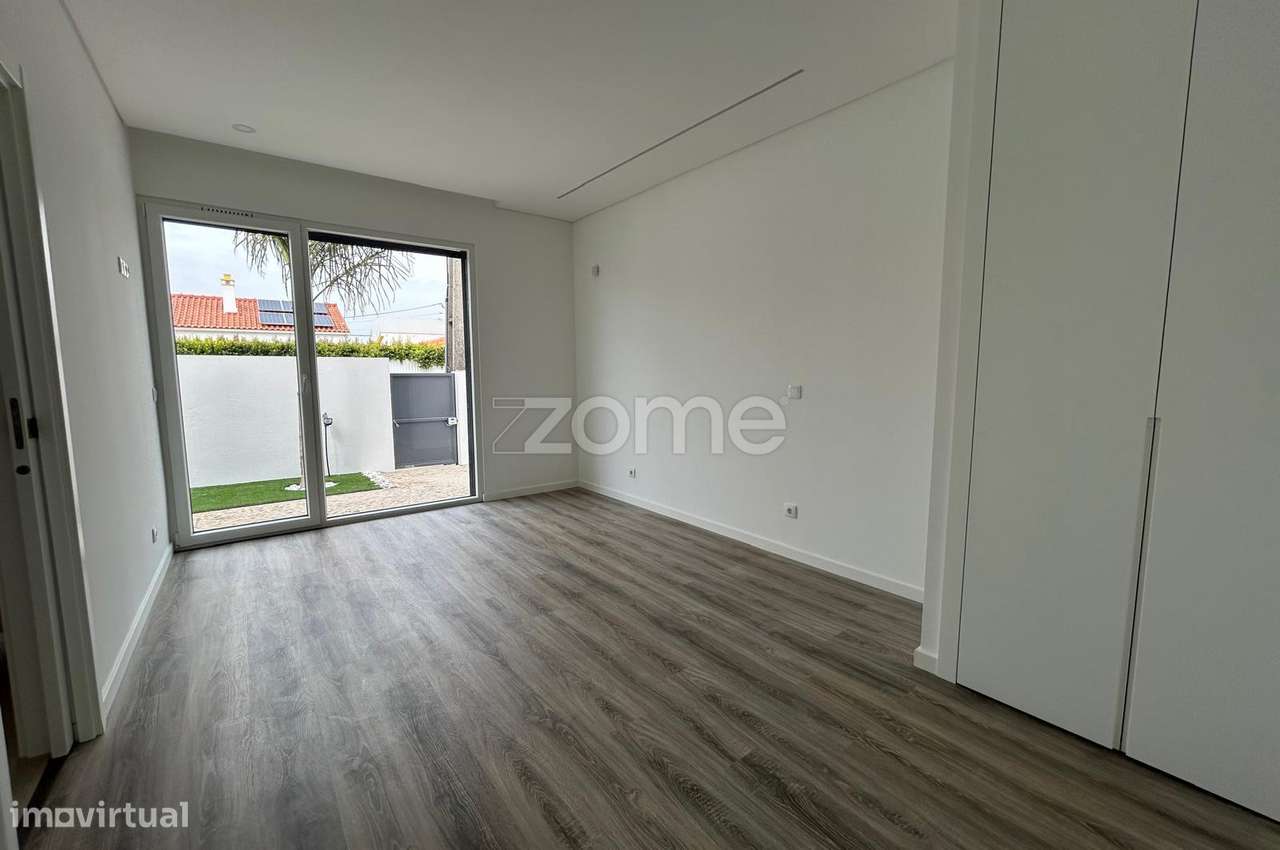 Moradia T4 Térrea em lote de 527m2 - Azeitão-23