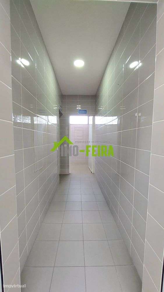 Pavilhão industrial , Fiães-42