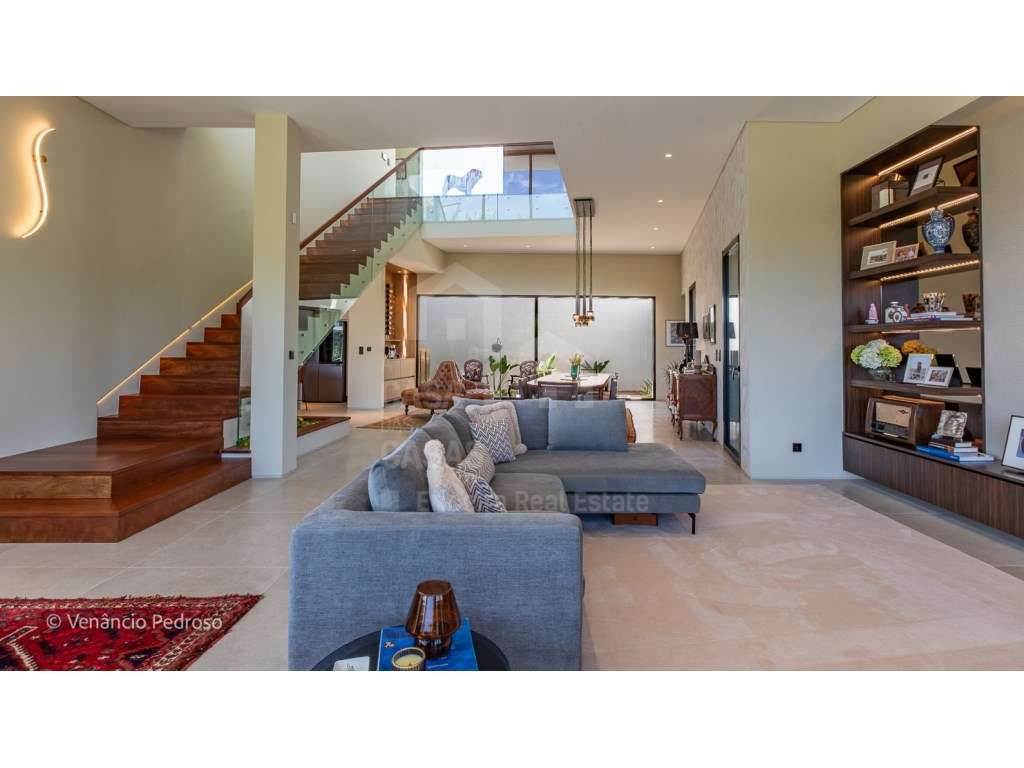 Vende Moradia T4 - Ericeira 3 km, A Casa das Casas-21