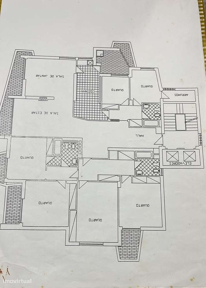 Apartamento T6 (primeira linha de mar)-25