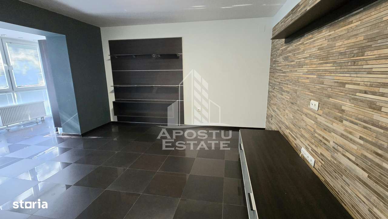 Apartament cu 2 camere, centrala proprie, parter, zona Lipovei - Imagine principală: 5/12