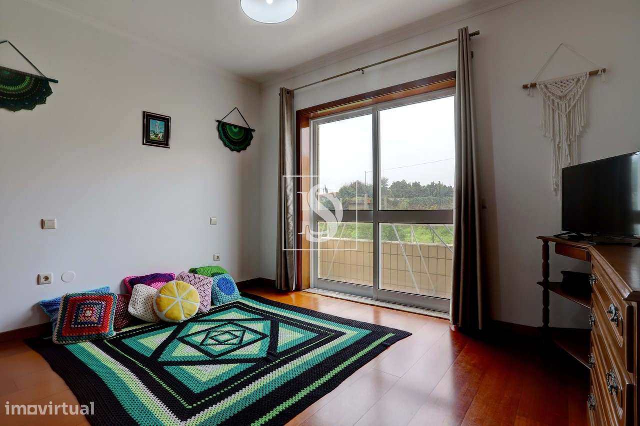 Apartamento T3 em Gião com terreno-28