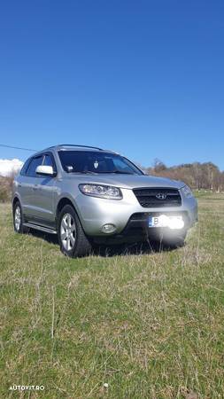 Hyundai Santa Fe - 1