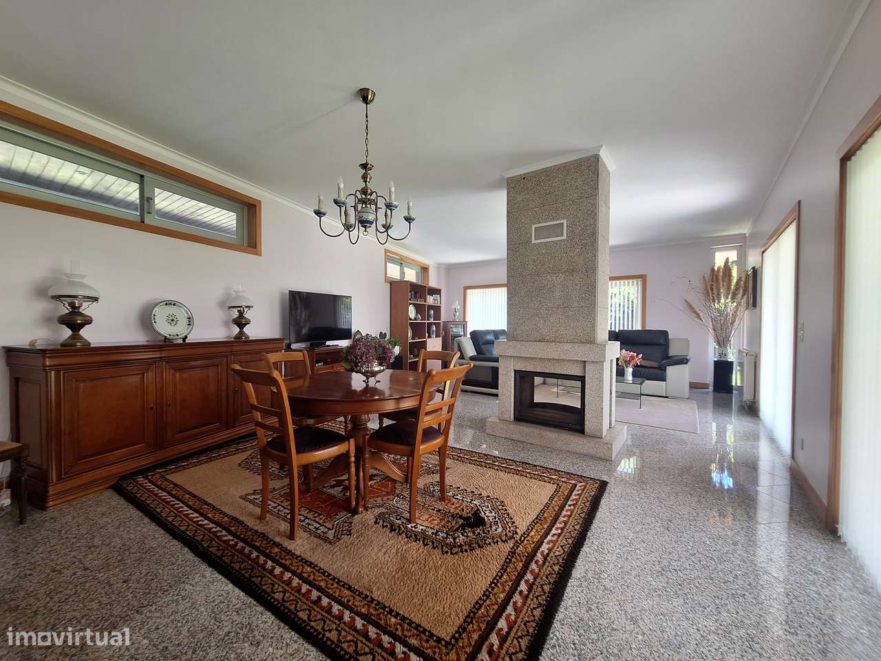 Moradia V3 com design único em Vila Nova de Anha.-6