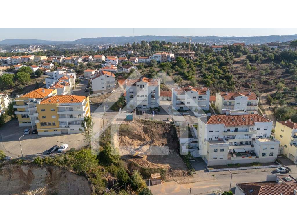 Apartamento T3 | Alqueves | São Martinho do Bispo - Grande imagem: 4/5