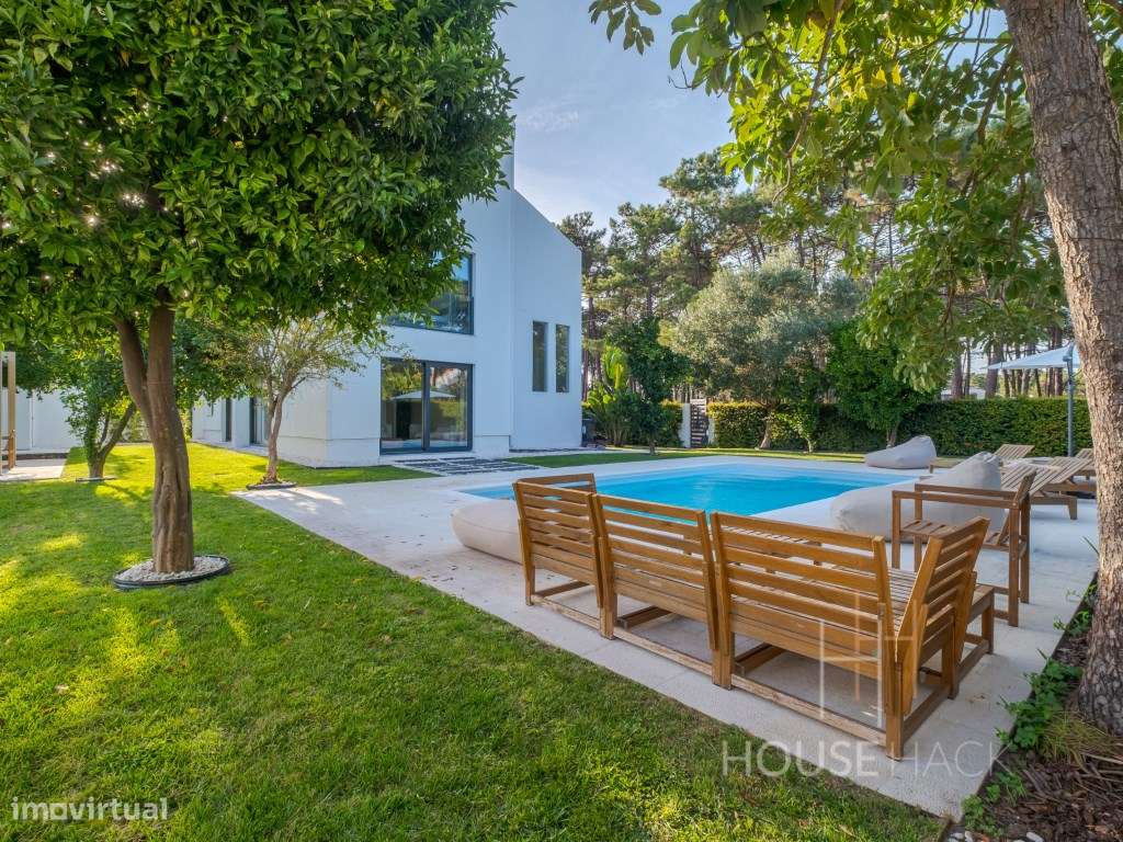 Moradia isolada T6 com Piscina | Aroeira Central | 4 Suites-38