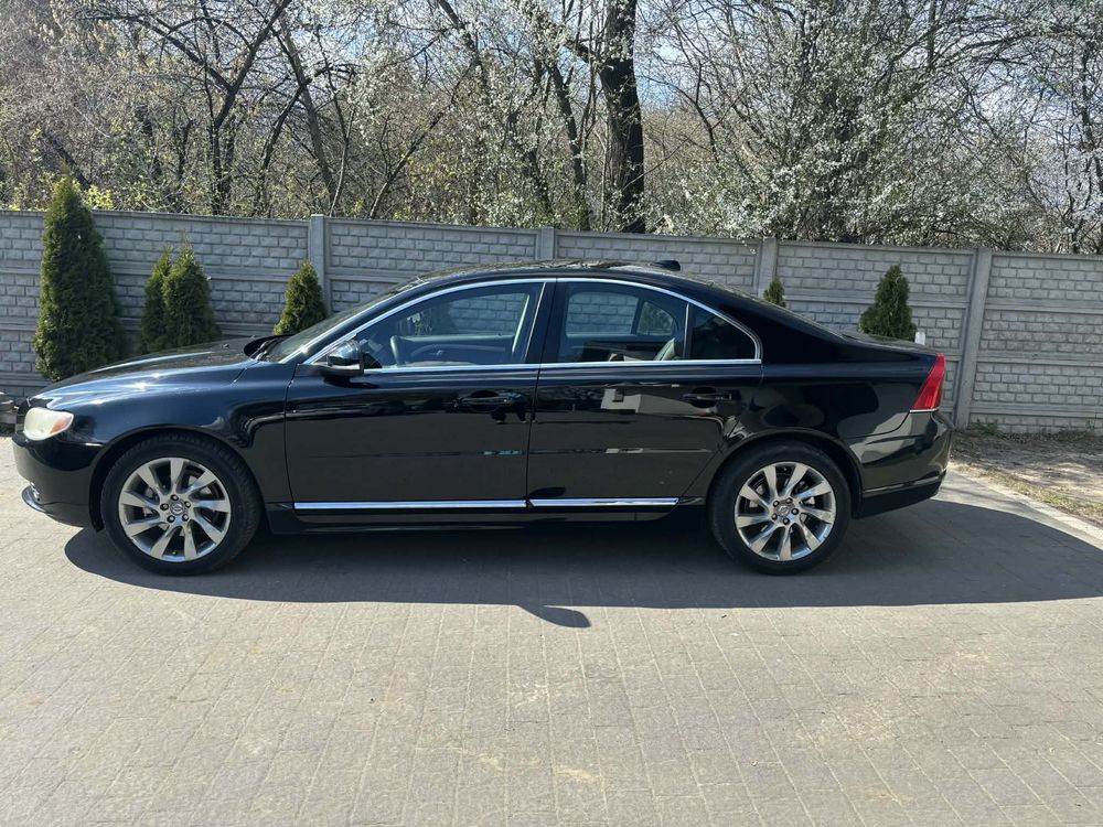 Volvo S80 II D4 Executive 2011