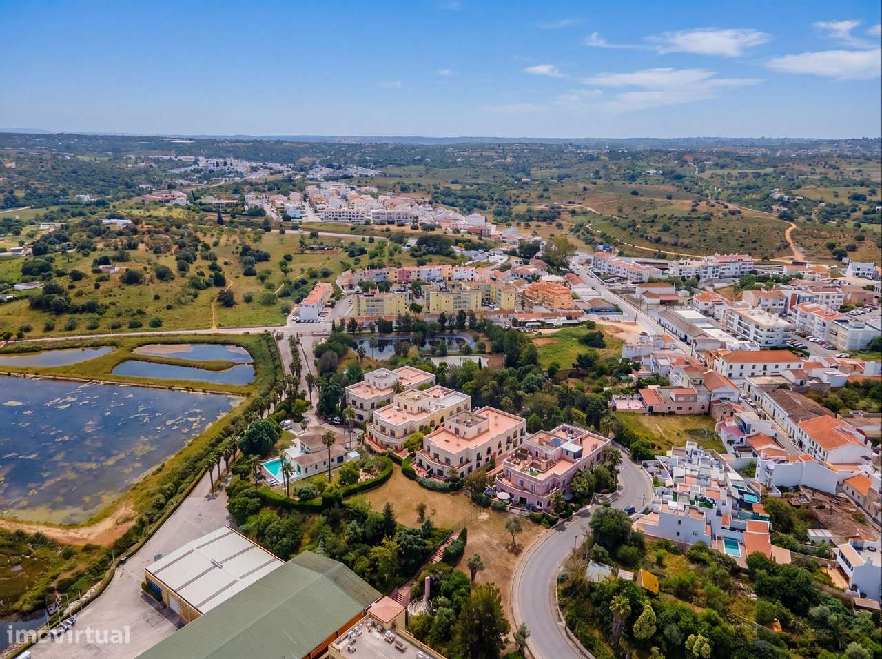 Apartamento T2 Moderno com Rooftop Privado & Vistas Panorâmicas e Gara-28