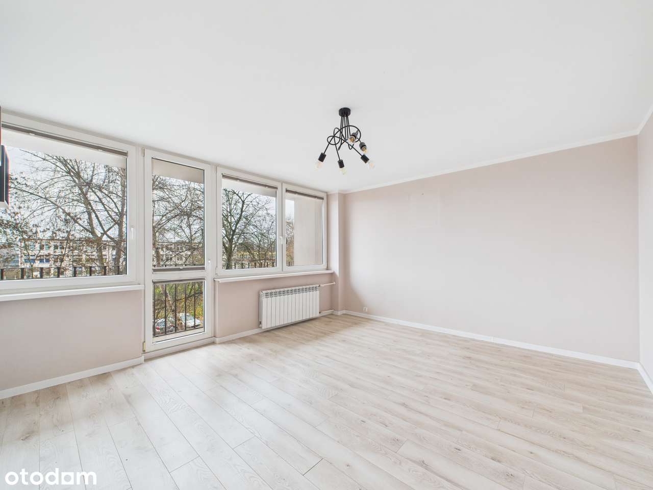 4 pok. mieszkanie na sprzedaż z DWOMA BALKONAMI, Sosnowiec Centrum-0