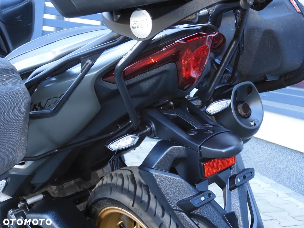 T-MAX 560#ABS#LED#Pierwsz...