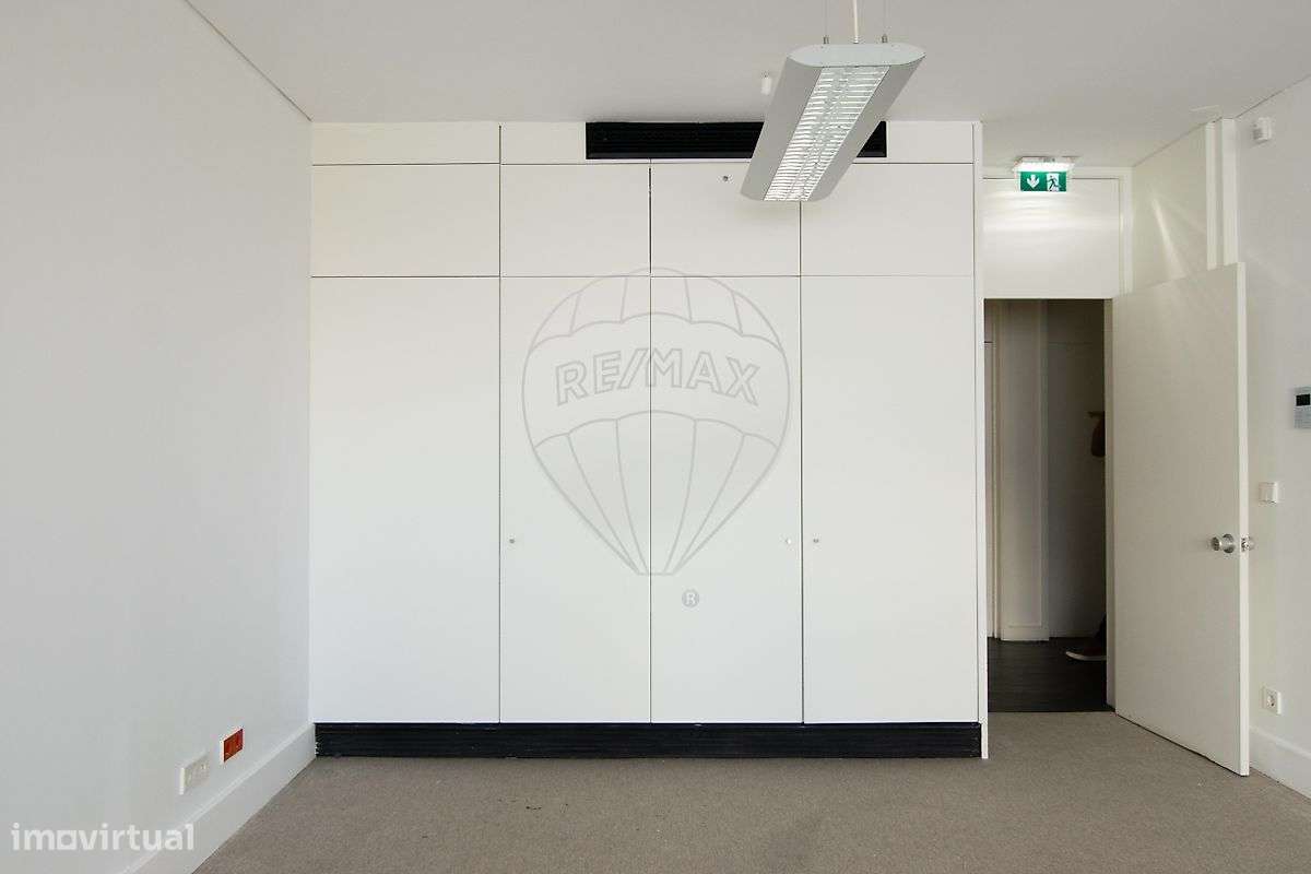 Escritório  para arrendamento - Grande imagem: 4/10